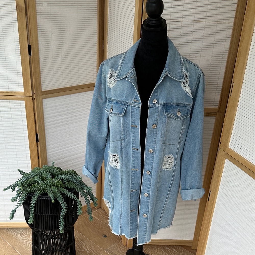 Women's Madeline & Monroe Oversized Distressed Denim Jacket